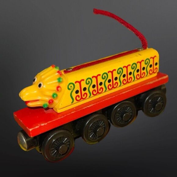 Thomas & Friends Wooden Railway Chinese Dragon Car Ribbon Tail B14 - Picture 5 of 5
